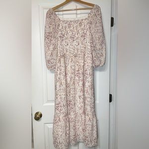 Airy comfortable cute dress and very flattering